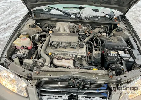 2000 Toyota Camry Le z USA, uszkodzony, nr VIN 4T1BF28K0YU101855